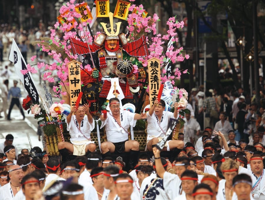 祭りの様子