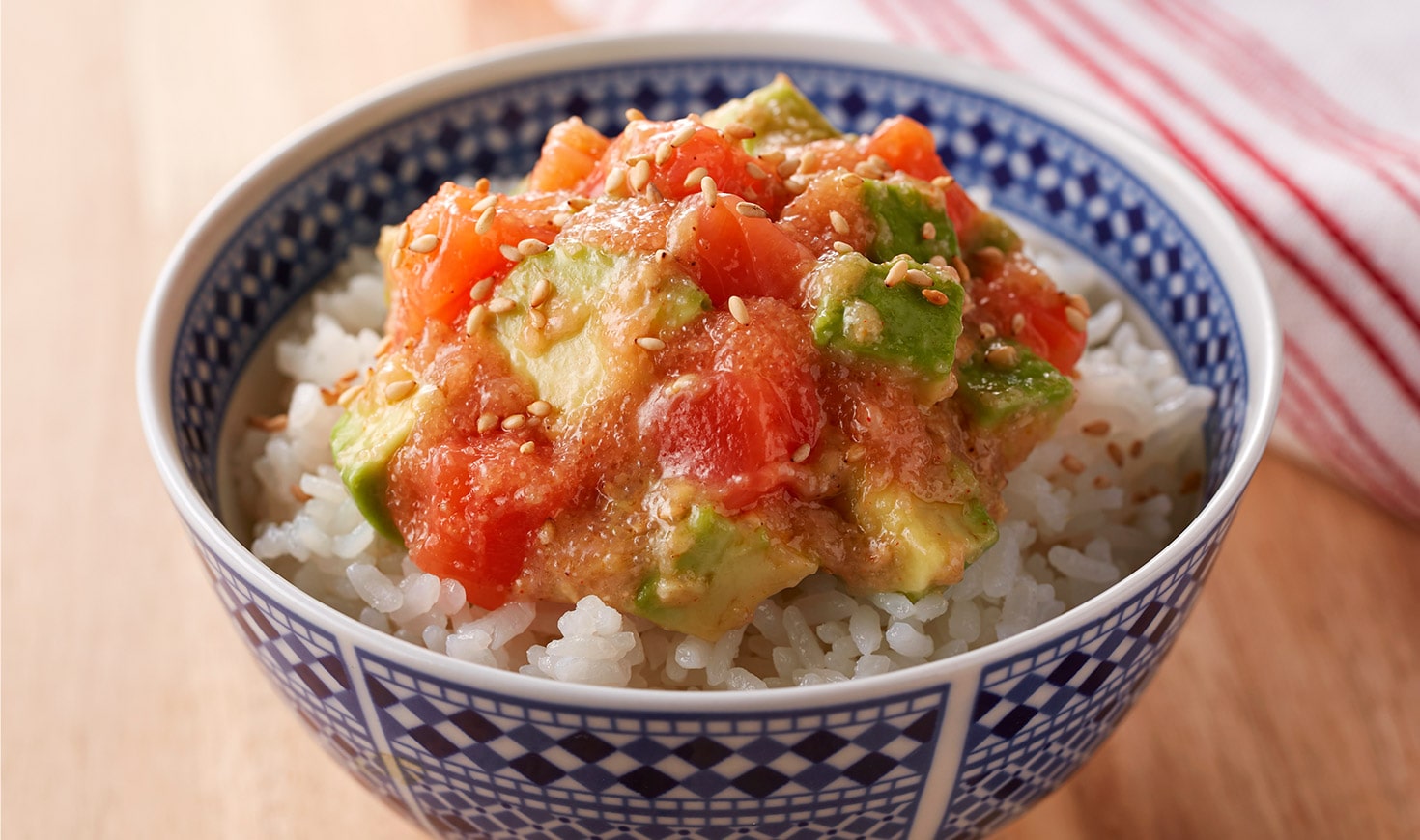 サーモン明太子のポキ丼