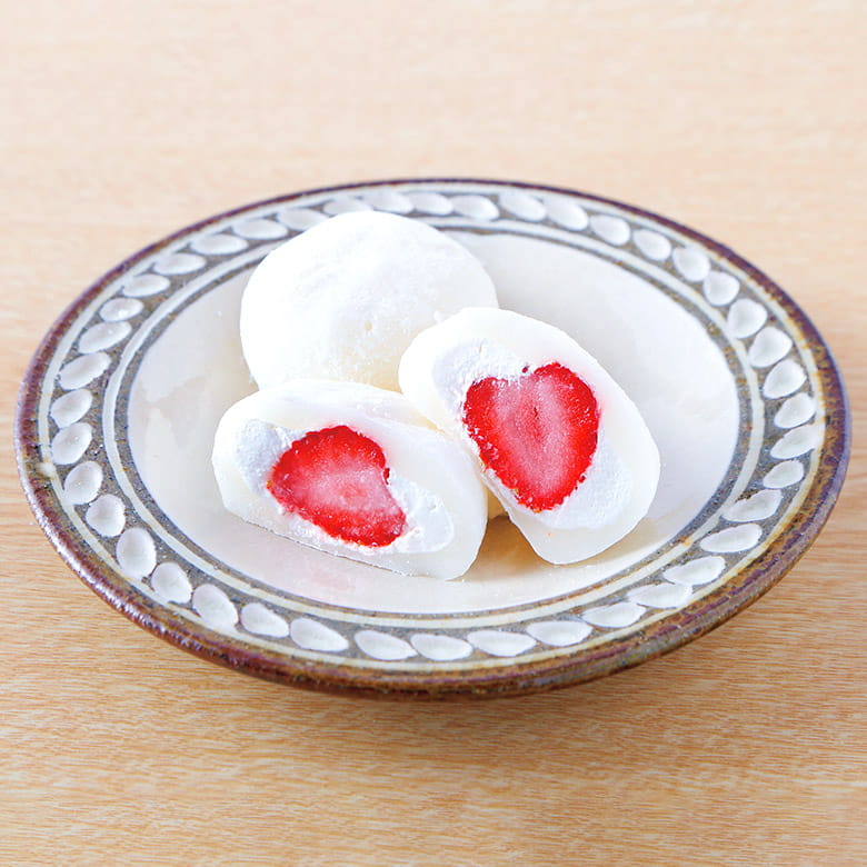 あまおうのクリーム苺大福