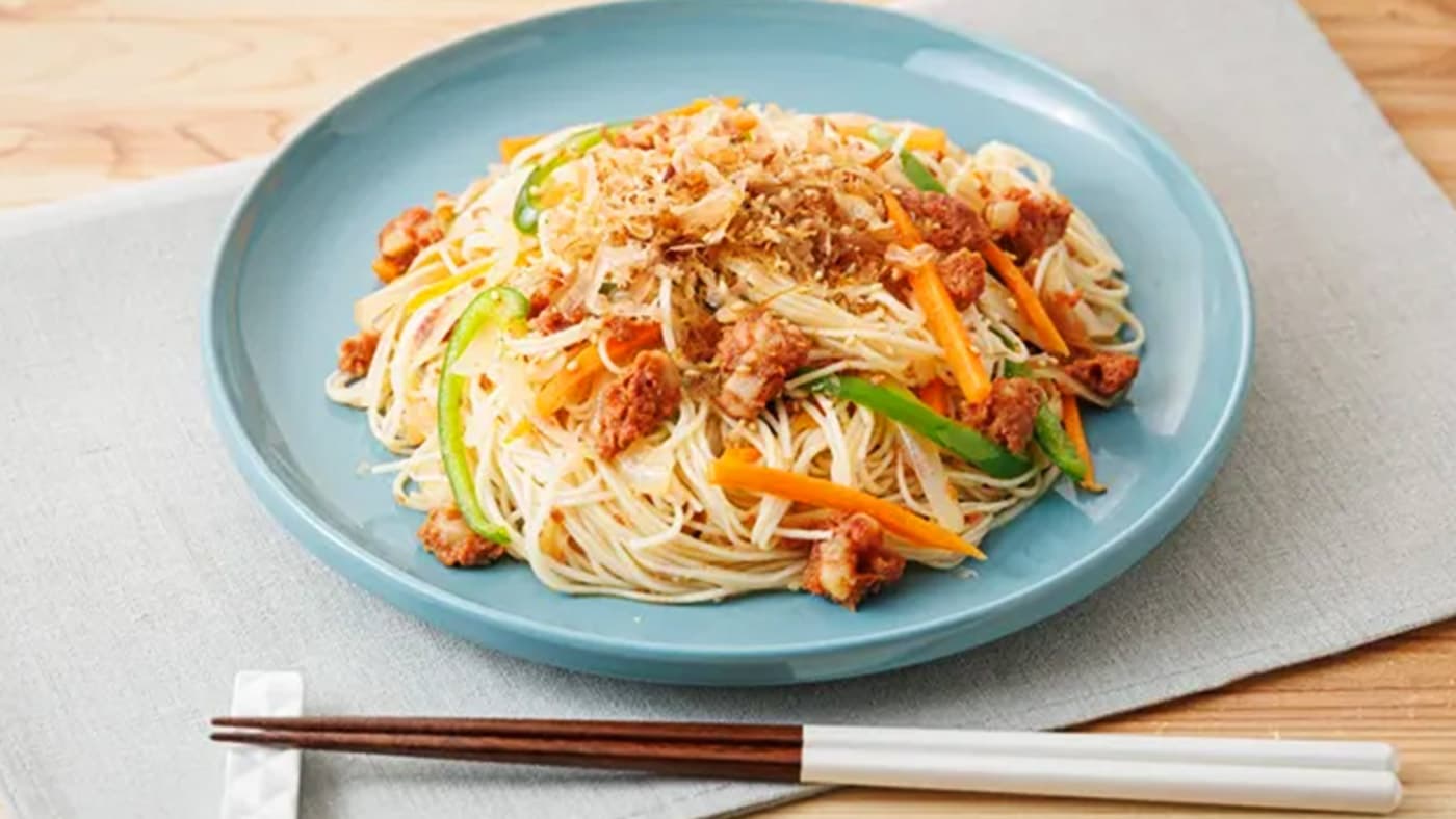 かつお節おどる♪そうめんチャンプルー